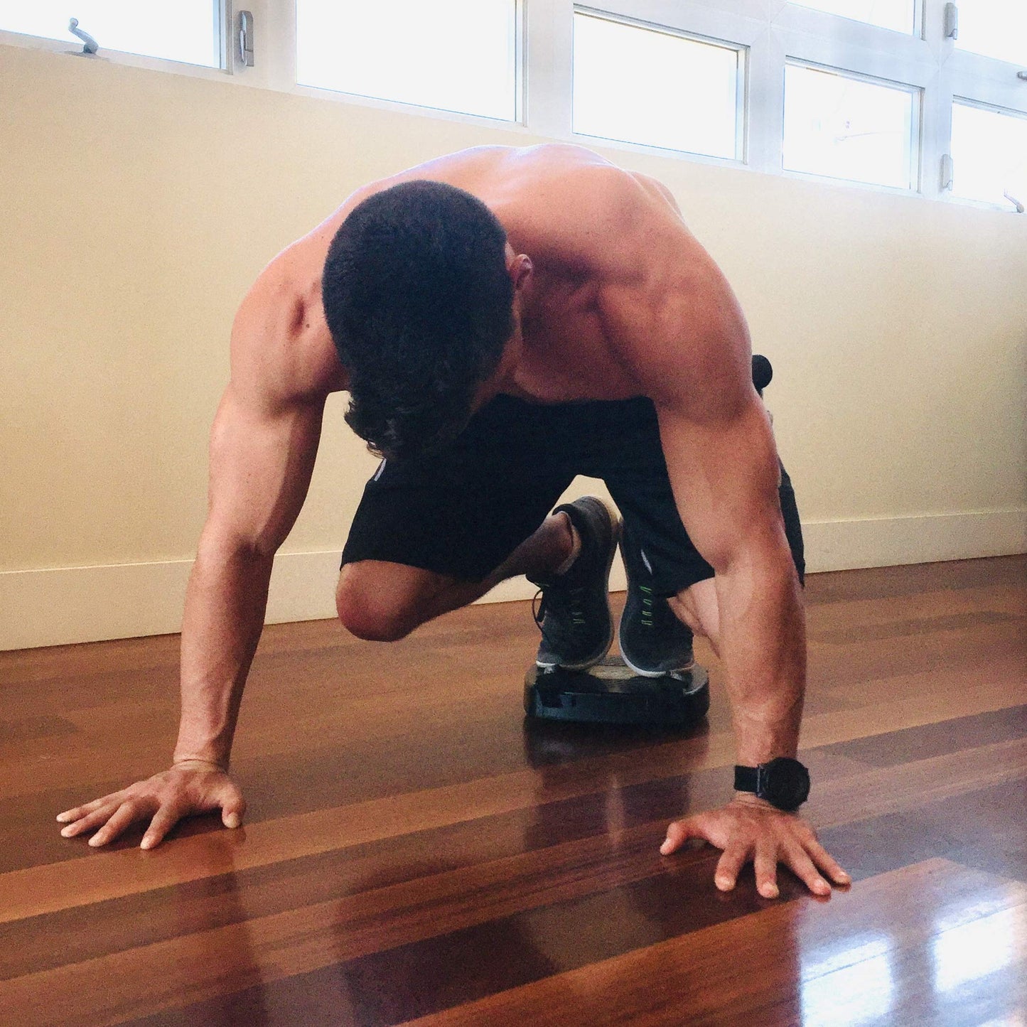 SmithShaper® PRO ASR - Ab Squat Roller | Full Body Workout | Get Fit - 25 Exercises! Ab Rolls, Squats, Plank Walks, Core Strengthening & More | Add to your HIIT workout and shape abs, legs, butt, thighs, waist, chest & more